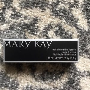 Mary Kay True Dimensions Lipstick